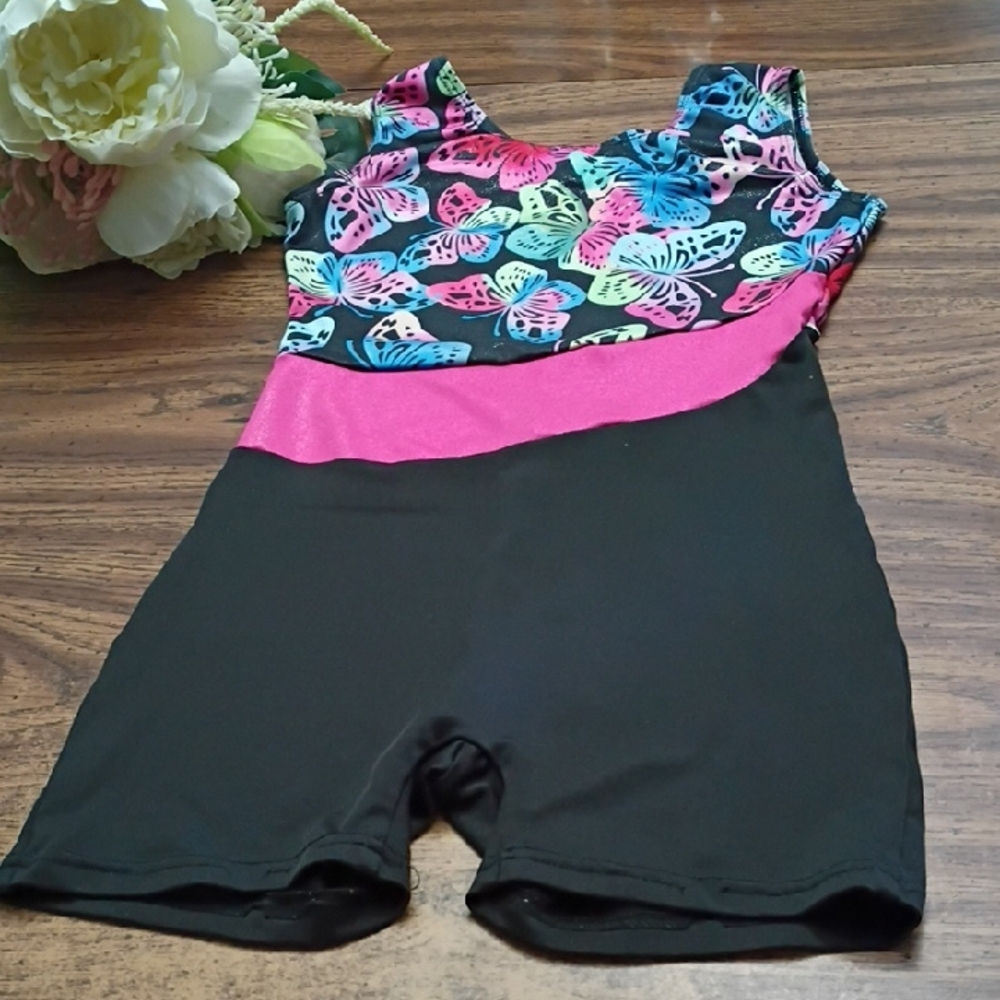 🦋 Leotard Shorts Butterfly Print Girls Approx Size 6/7